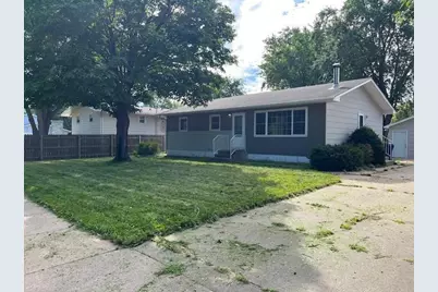 1304 13th Street N, Saint Cloud, MN 56303 - Photo 1