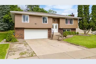 2735 Chisholm Avenue, North Saint Paul, MN 55109 - Photo 1
