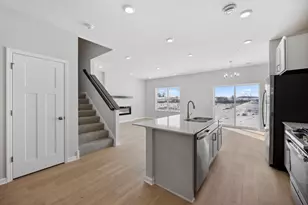 10324 Birchwood Cir, Victoria, MN 55318 - Photo 5