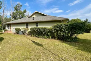 1305 Madison Ave SW, Wadena, MN 56482 - Photo 7