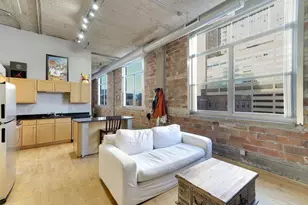 521 S 7th St, Minneapolis, MN 55415 - Photo 1