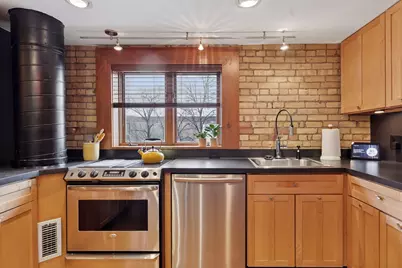 355 Kellogg Boulevard E #7, Saint Paul, MN 55101 - Photo 27