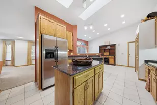 1708 Kerry Ln, Woodbury, MN 55125 - Photo 5