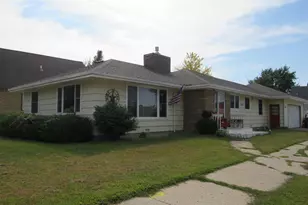 1250 Clary St, Worthington, MN 56187 - Photo 1