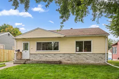 1840 Hoyt Avenue E, Saint Paul, MN 55119 - Photo 1