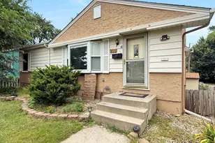 2161 Ross Ave E, Saint Paul, MN 55119 - Photo 1