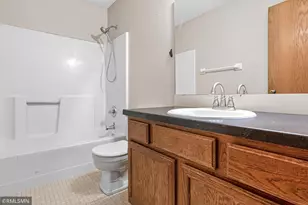 3300 Greenbrier St, Vadnais Heights, MN 55127 - Photo 25