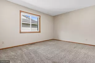 3300 Greenbrier St, Vadnais Heights, MN 55127 - Photo 21