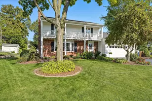 4653 Heritage Hills Cir, Bloomington, MN 55437 - Photo 1