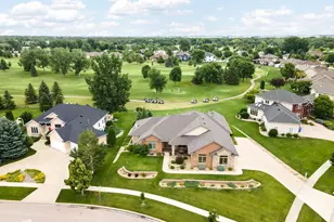 2009 Rose Creek Blvd S, Fargo, ND 58104 - Photo 3