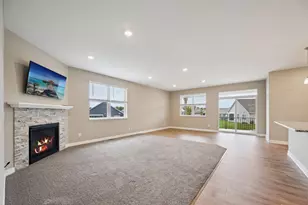 19258 Hunters Pl, Rogers, MN 55374 - Photo 7