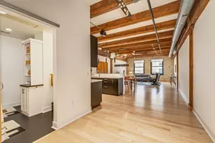 406 Wacouta St, Saint Paul, MN 55101 - Photo 1