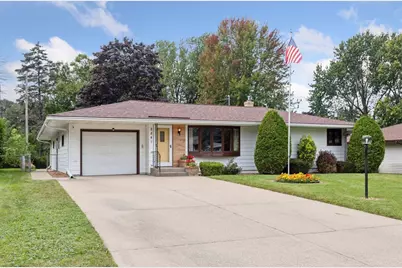 2841 Galtier Street, Roseville, MN 55113 - Photo 1