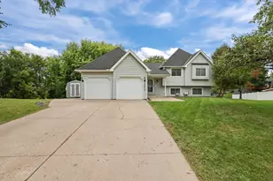 17017 Glencoe Cir, Lakeville, MN 55044 - Photo 1