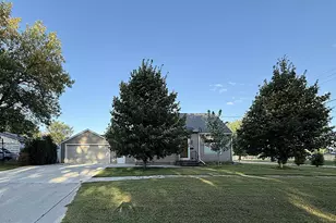 228 S Haven St, Appleton, MN 56208 - Photo 3