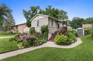 734 7th Ave S, Hopkins, MN 55343 - Photo 1