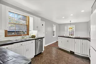 5601 10th Ave S, Minneapolis, MN 55417 - Photo 3