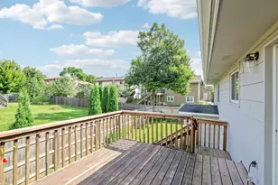 4368 W 141st St, Savage, MN 55378 - Photo 9