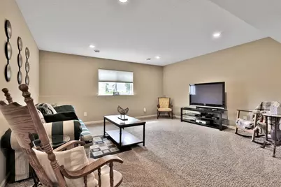 9163 67th Street S, Cottage Grove, MN 55016 - Photo 11