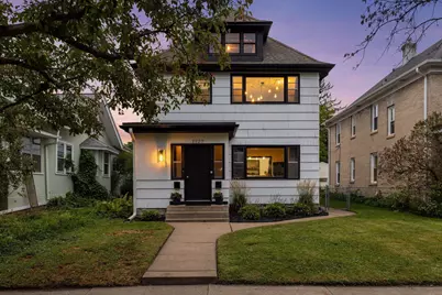 1127 5th Street NE, Minneapolis, MN 55413 - Photo 1