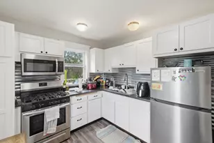 1081 13th Ave SE, Minneapolis, MN 55414 - Photo 9