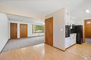 808 Cherry St, Owatonna, MN 55060 - Photo 9