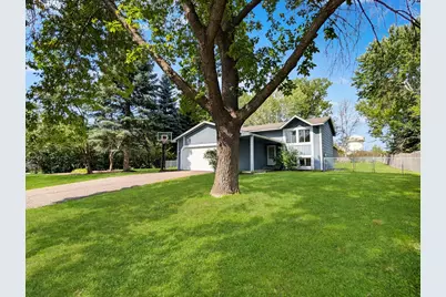 15702 92nd Place N, Maple Grove, MN 55369 - Photo 1