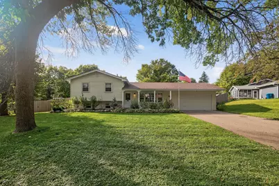 16318 Temple Drive S, Minnetonka, MN 55345 - Photo 1