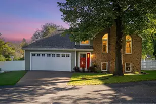 8868 Knollwood Dr, Eden Prairie, MN 55347 - Photo 1