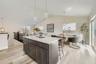 2886 Trinity Dr, Shakopee, MN 55379 - Photo 3