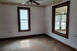 143 1st Ave SE, Wells, MN 56097 - Photo 7