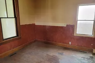 143 1st Ave SE, Wells, MN 56097 - Photo 9