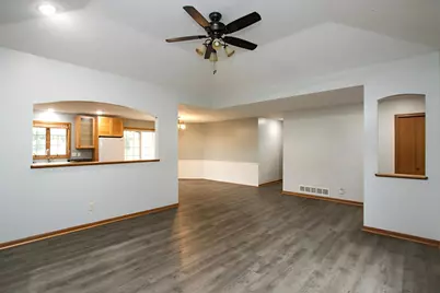 316 20th Street W, Glencoe, MN 55336 - Photo 5