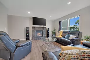 10270 Goodview Circle S, Cottage Grove, MN 55016 - Photo 1