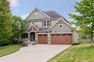 906 Woodland Dr, Little Canada, MN 55109 - Photo 1