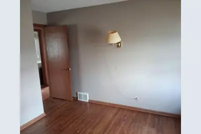 5107 Winchester Lane, Brooklyn Center, MN 55429 - Photo 3