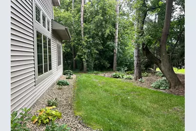 1525 Pine Pointe, White Bear Lake, MN 55110 - Photo 5