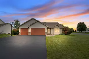2700 Galway Ct, Hudson, WI 54016 - Photo 1