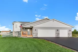 48076 Autumn Ct, Stanchfield, MN 55080 - Photo 1