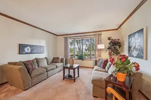 2550 Moundsview Dr, Mounds View, MN 55112 - Photo 1
