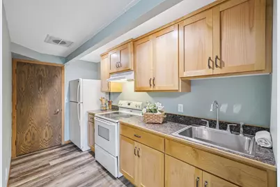 2550 Moundsview Drive #49, Mounds View, MN 55112 - Photo 15