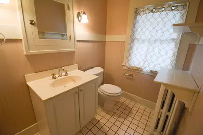 915 E Center Street, Rochester, MN 55904 - Photo 31