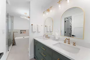 3 Crescent St, Minnetonka Beach, MN 55391 - Photo 7