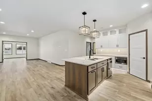 3165 66th Ave S, Fargo, ND 58104 - Photo 5