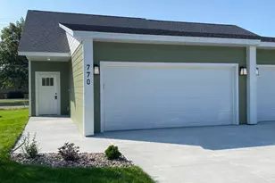 770 Neville Ct SE, Rochester, MN 55904 - Photo 1