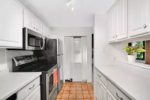 3141 Dean Ct, Minneapolis, MN 55416 - Photo 17