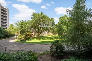 3141 Dean Ct, Minneapolis, MN 55416 - Photo 29