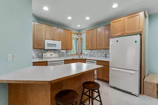 8867 Preserve Pl, Savage, MN 55378 - Photo 11