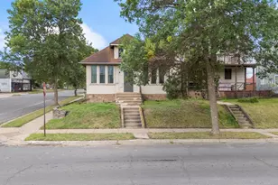 1219 E 13th St, Hibbing, MN 55746 - Photo 1