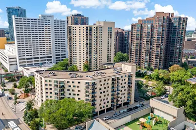 1225 Lasalle Avenue #2207, Minneapolis, MN 55403 - Photo 1